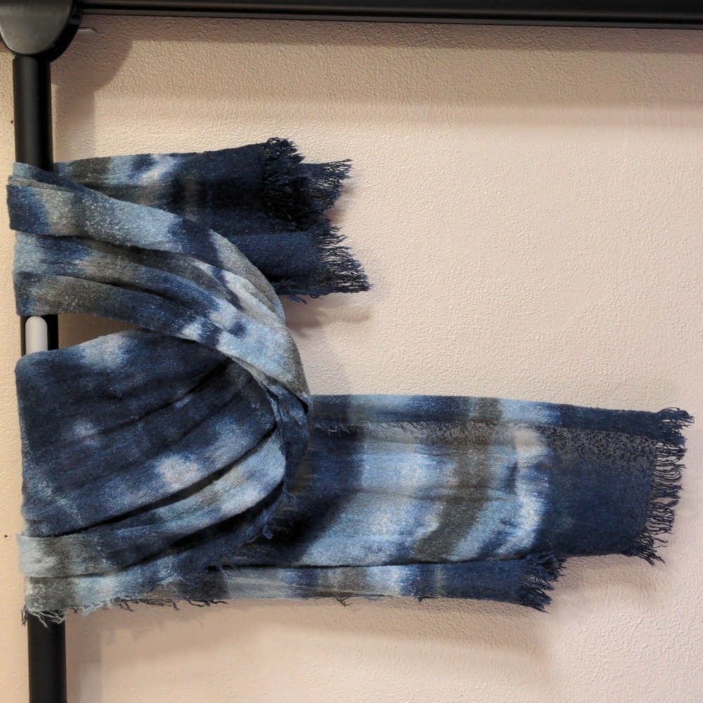 Tie dye blue scarf